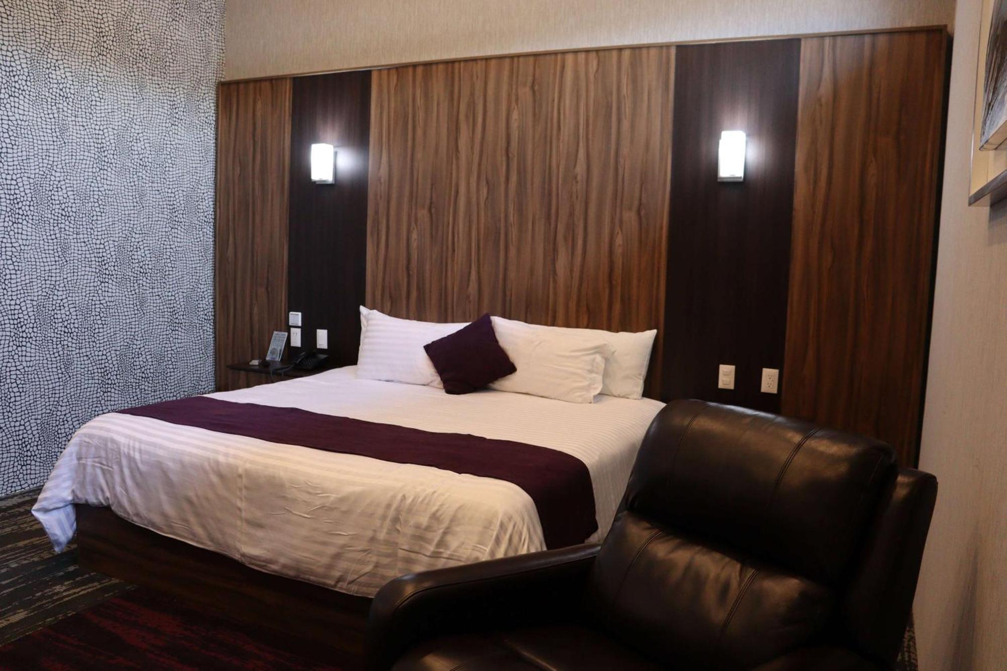 Wyndham Garden Aguascalientes Hotel & Casino Kültér fotó