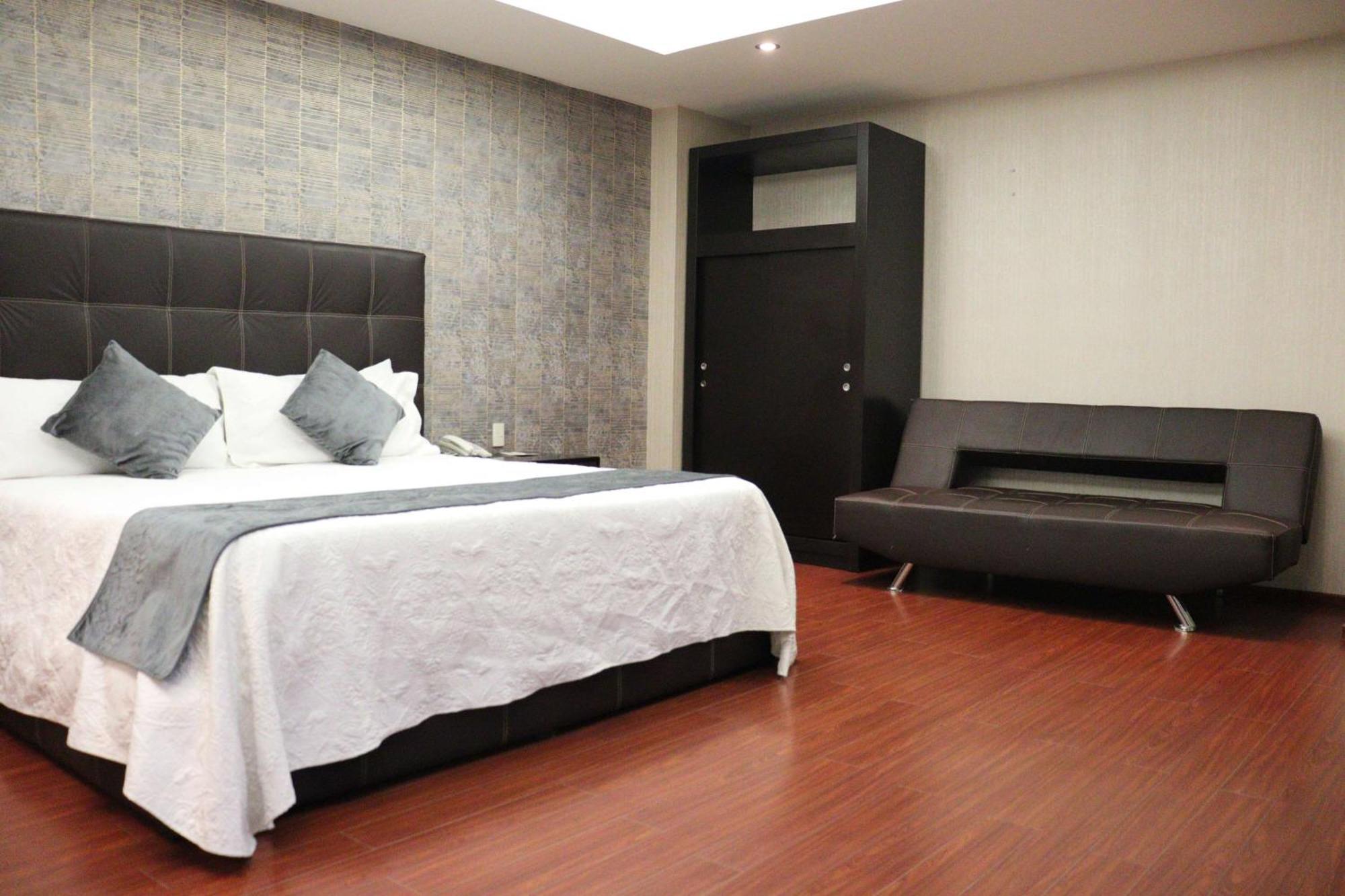Wyndham Garden Aguascalientes Hotel & Casino Kültér fotó