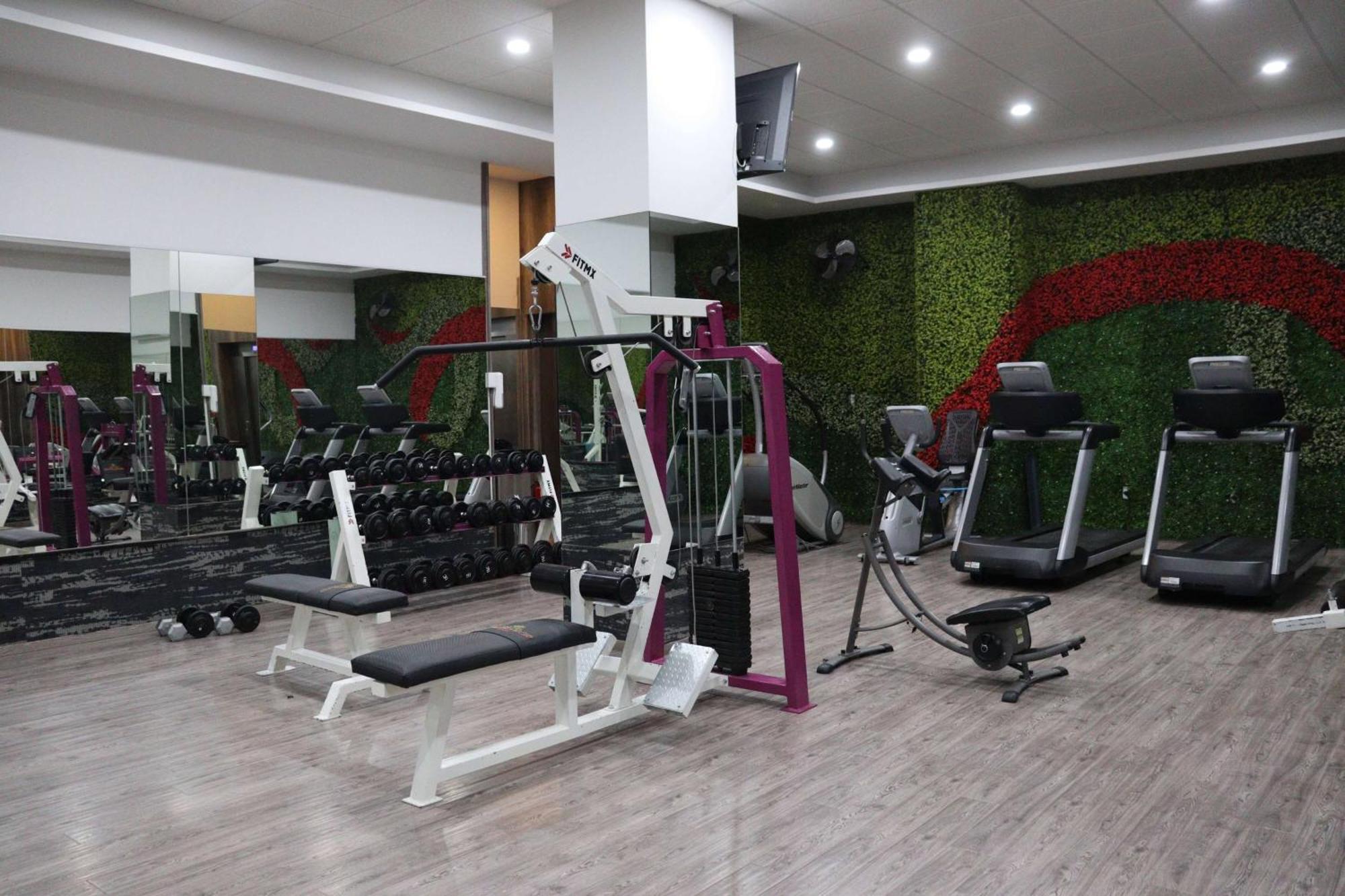 Wyndham Garden Aguascalientes Hotel & Casino Kültér fotó
