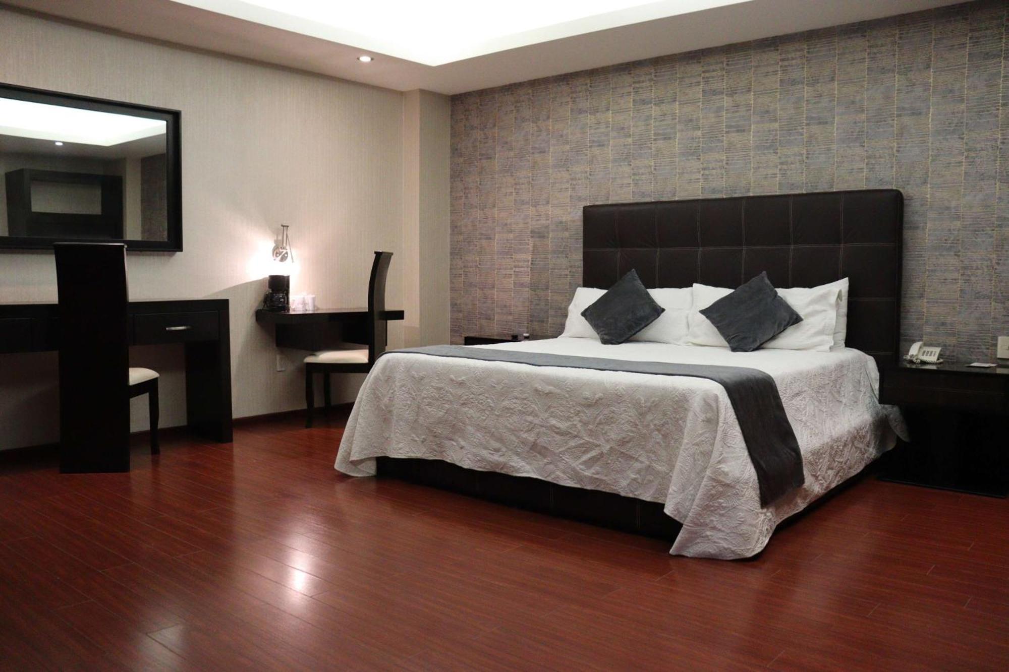 Wyndham Garden Aguascalientes Hotel & Casino Kültér fotó
