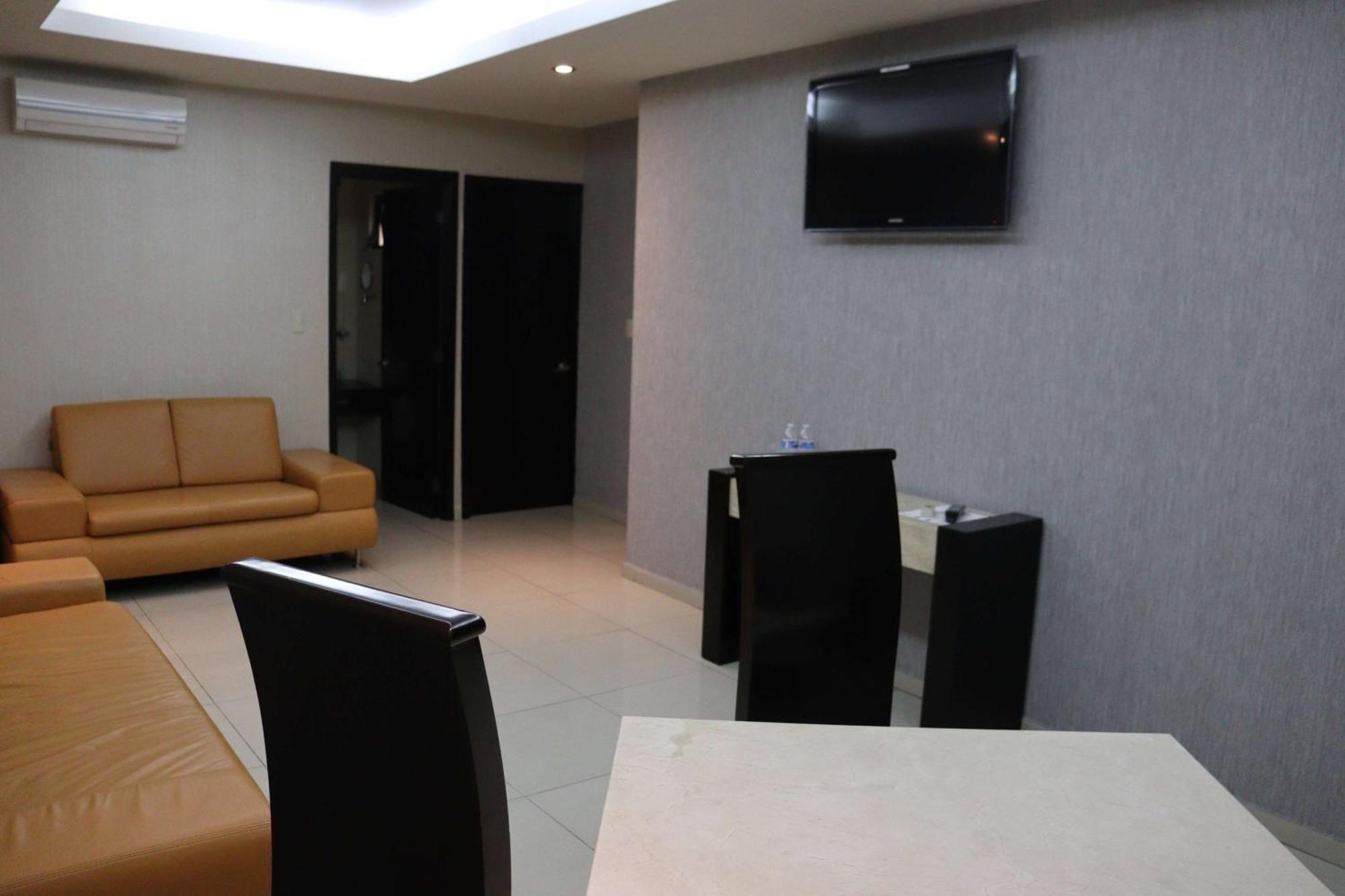 Wyndham Garden Aguascalientes Hotel & Casino Kültér fotó