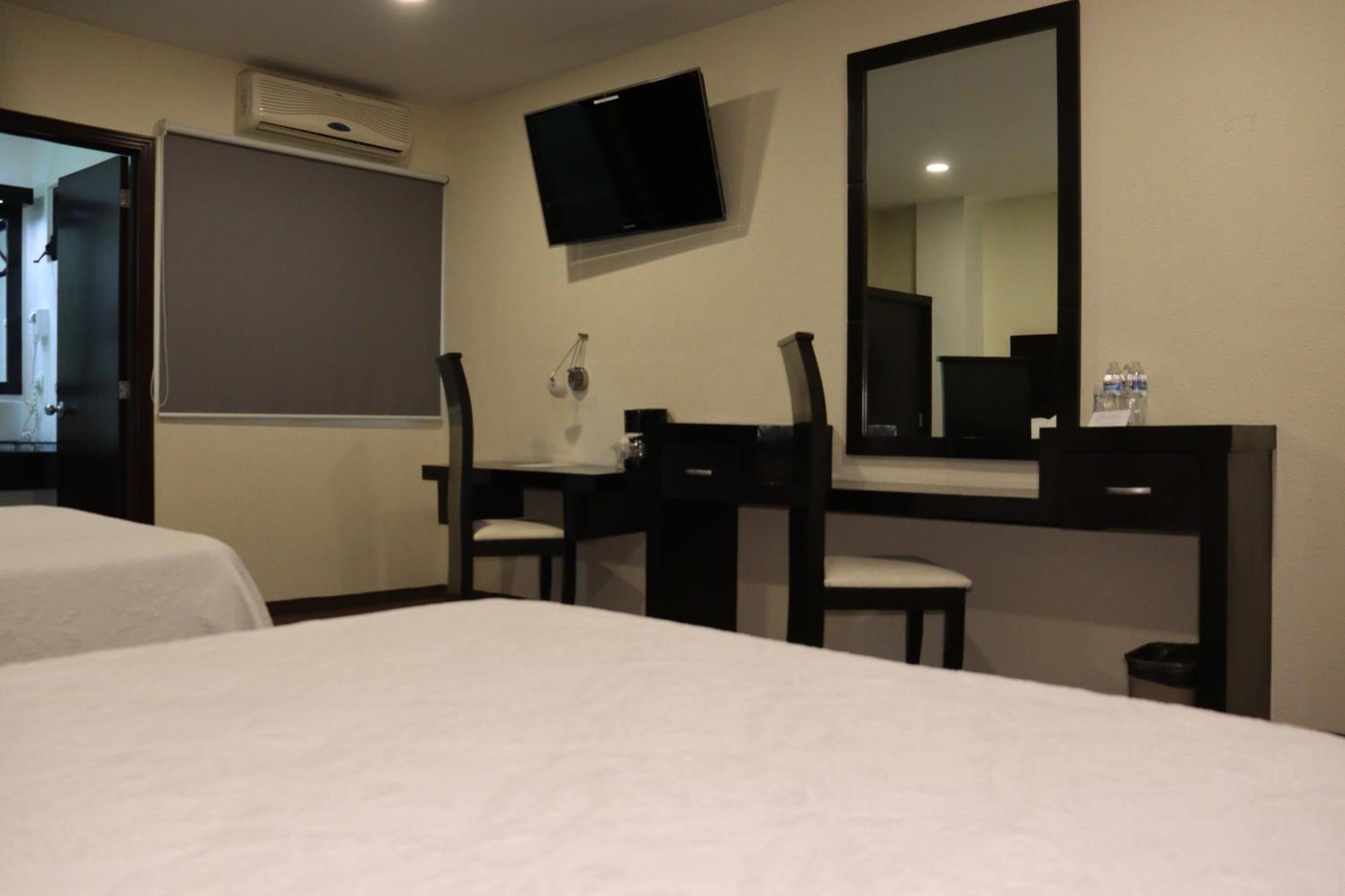 Wyndham Garden Aguascalientes Hotel & Casino Kültér fotó